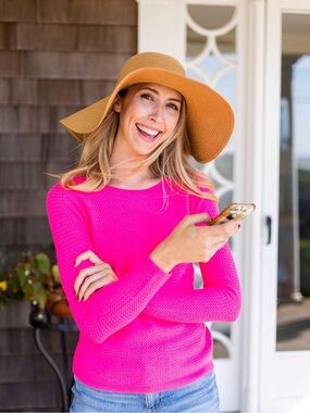 Two Bees Cashmere Textured Crewneck Sweater size M
